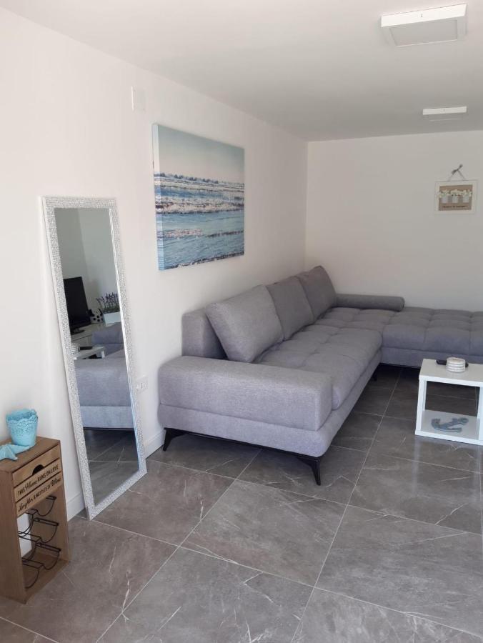 Villa Mediterra Garden & Pool Бол Екстериор снимка